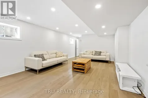 34 Coppermine Street Ottawa ON K2J 6P7