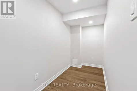34 Coppermine Street Ottawa ON K2J 6P7