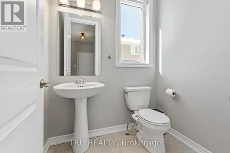 34 Coppermine Street Ottawa ON K2J 6P7