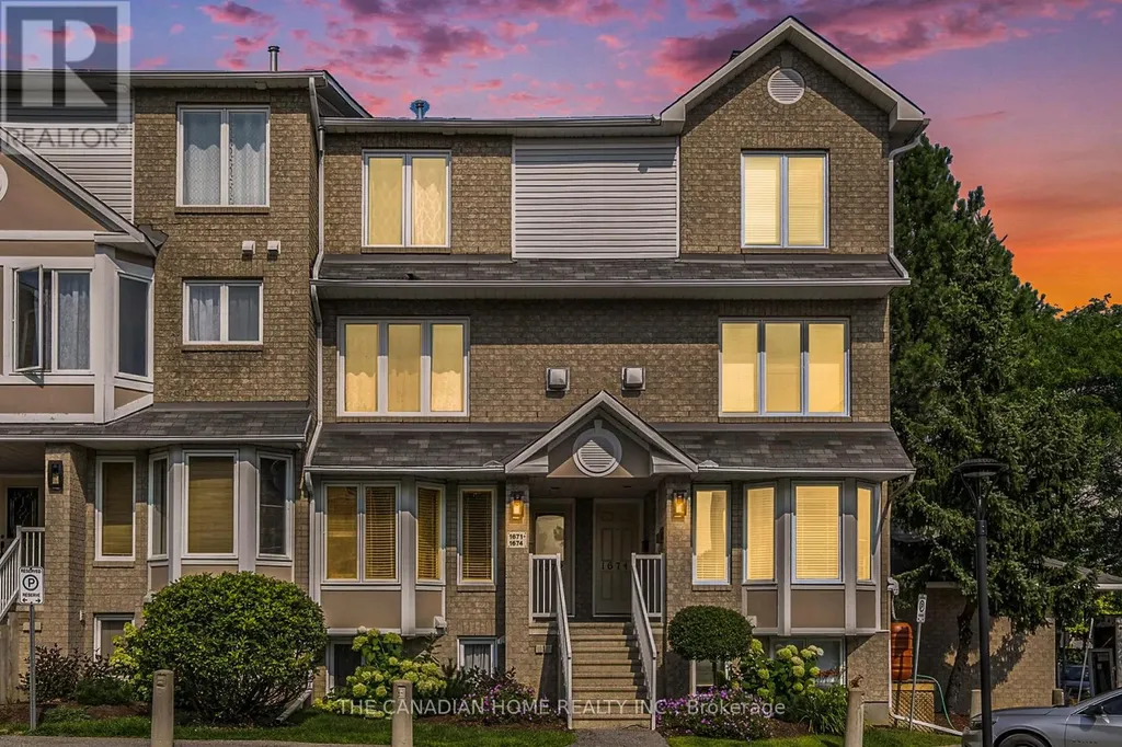1672 Locksley Lane Ottawa ON K1J 1B6