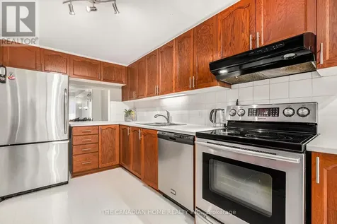 1672 Locksley Lane Ottawa ON K1J 1B6