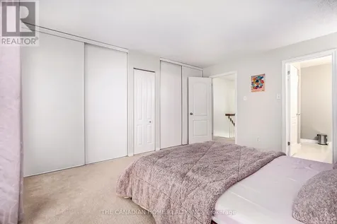 1672 Locksley Lane Ottawa ON K1J 1B6