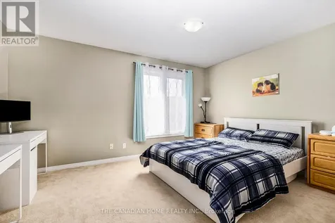 1672 Locksley Lane Ottawa ON K1J 1B6