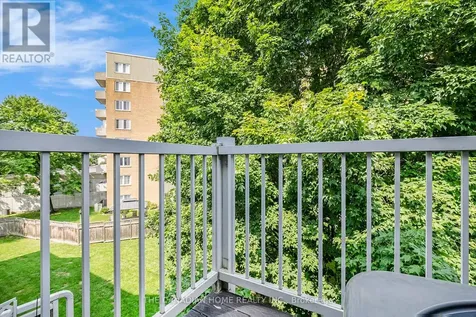 1672 Locksley Lane Ottawa ON K1J 1B6