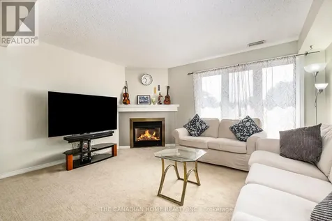 1672 Locksley Lane Ottawa ON K1J 1B6