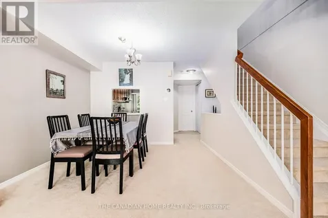 1672 Locksley Lane Ottawa ON K1J 1B6