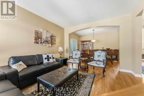118 Finn Court Ottawa ON K1V 2C8