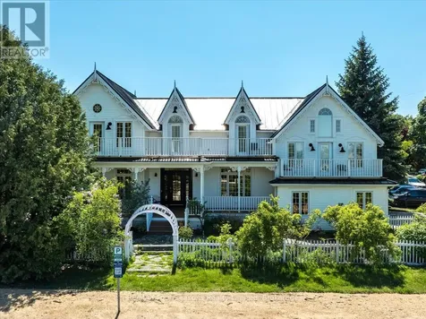 98 Huron Street Collingwood ON L9Y 4Y3