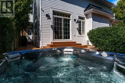 98 Huron Street Collingwood ON L9Y 4Y3