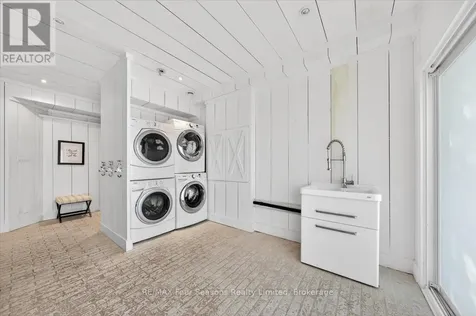 98 Huron Street Collingwood ON L9Y 4Y3