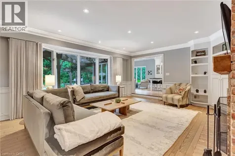 22 Deerpath Court Cambridge ON N1T 1H7