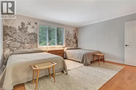22 Deerpath Court Cambridge ON N1T 1H7