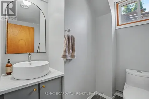 9 Welland Street Perth ON K7H 3H6