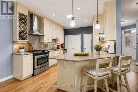 24 Samara Place Ottawa ON K2S 2B2