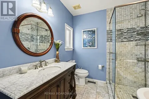 24 Samara Place Ottawa ON K2S 2B2