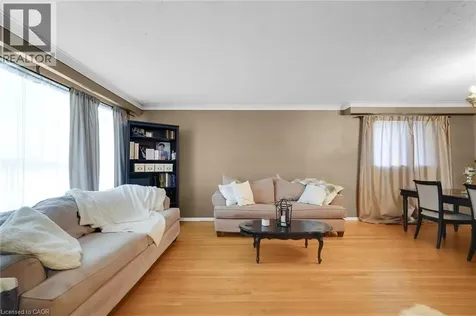 22 Hamptonbrook Drive Toronto ON M9P 1A1