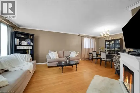 22 Hamptonbrook Drive Toronto ON M9P 1A1