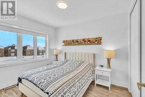 53 Sagewood Avenue Barrie ON L9J 0K4