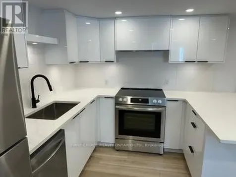 696 Holt Crescent Ottawa ON K1G 2Y7