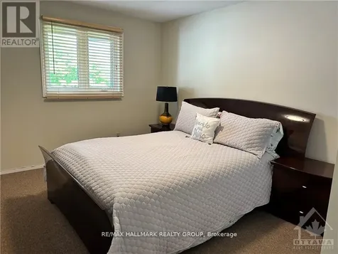 6417 Loire Drive Ottawa ON K1C 3H1