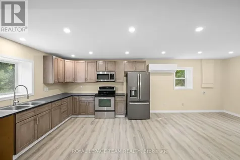 76 South Street Lanark Highlands ON K0G 1K0