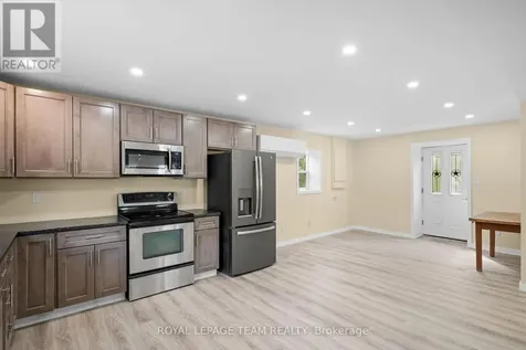 76 South Street Lanark Highlands ON K0G 1K0