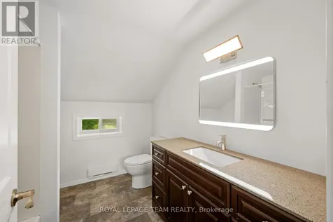 76 South Street Lanark Highlands ON K0G 1K0