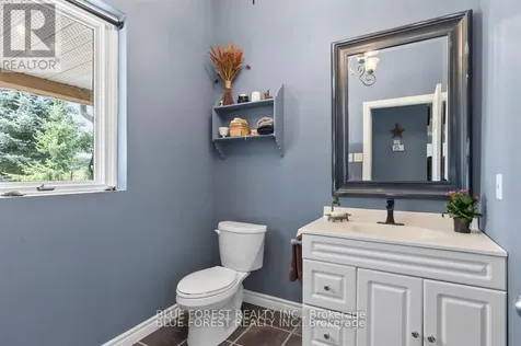 21948 Adelaide Street North Middlesex Centre ON N0M 1C0