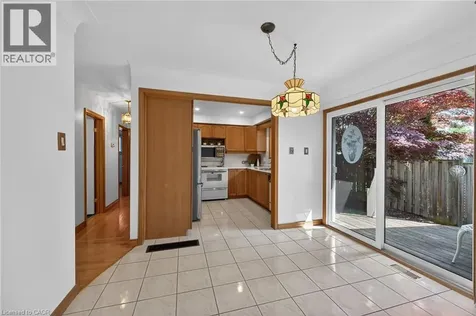 40 Bermuda Court Hamilton ON L9C 2J8