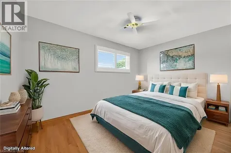 40 Bermuda Court Hamilton ON L9C 2J8
