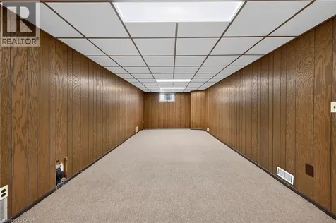 40 Bermuda Court Hamilton ON L9C 2J8