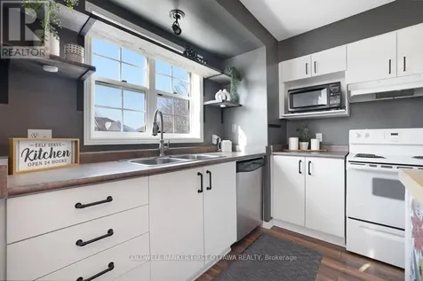 37 Boulder Way Ottawa ON K2J 4R5