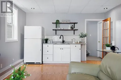 37 Boulder Way Ottawa ON K2J 4R5