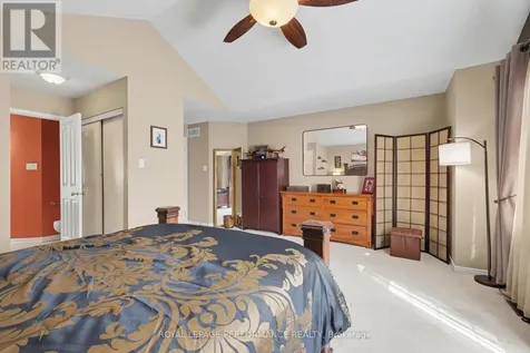 2202 Clendenan Crescent Ottawa ON K4A 4S8
