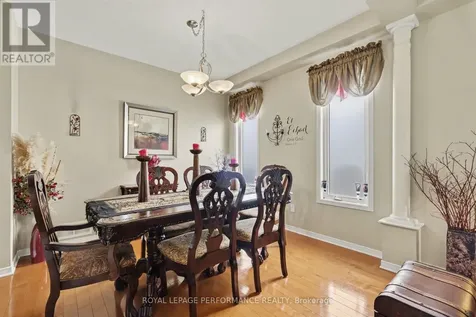 2202 Clendenan Crescent Ottawa ON K4A 4S8