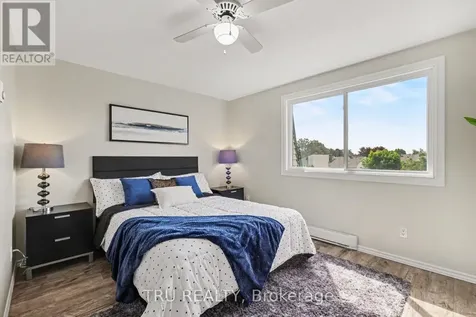 22 Sweetbriar Circle Ottawa ON K2J 2K4