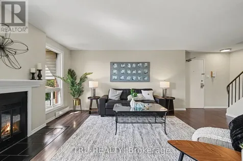 22 Sweetbriar Circle Ottawa ON K2J 2K4
