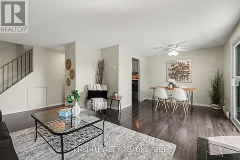22 Sweetbriar Circle Ottawa ON K2J 2K4