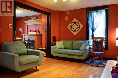 499 16th Street Owen Sound ON N4K 4A5