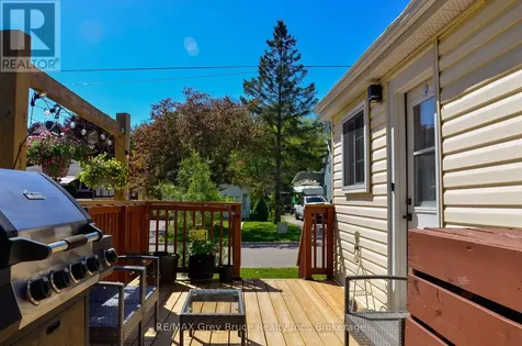 499 16th Street Owen Sound ON N4K 4A5