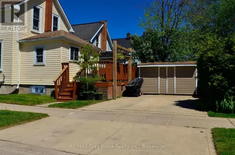 499 16th Street Owen Sound ON N4K 4A5