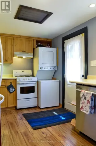 499 16th Street Owen Sound ON N4K 4A5