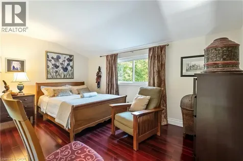 493 Ridge Road East Grimsby ON L3M 0K5
