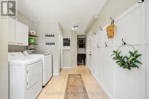 10 Forsythe Drive Uxbridge ON L9P 1V7