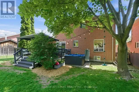 10 Forsythe Drive Uxbridge ON L9P 1V7