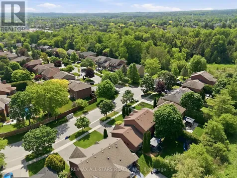 10 Forsythe Drive Uxbridge ON L9P 1V7