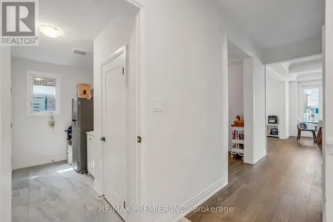 25 Low Boulevard Uxbridge ON L9P 1W7
