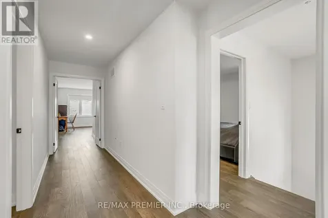 25 Low Boulevard Uxbridge ON L9P 1W7