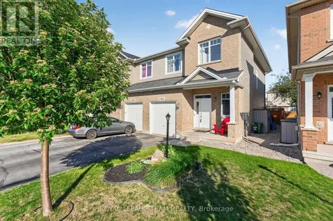 336 Glenbrae Avenue Ottawa ON K2W 0C2