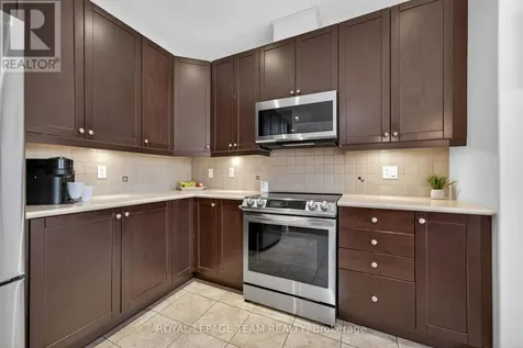 336 Glenbrae Avenue Ottawa ON K2W 0C2